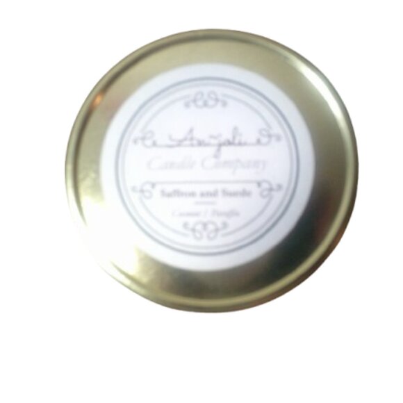 Candle Company Saffron & Suede scented candle with Coconut/paraffin NIP 4.0oz - Picture 1 of 3